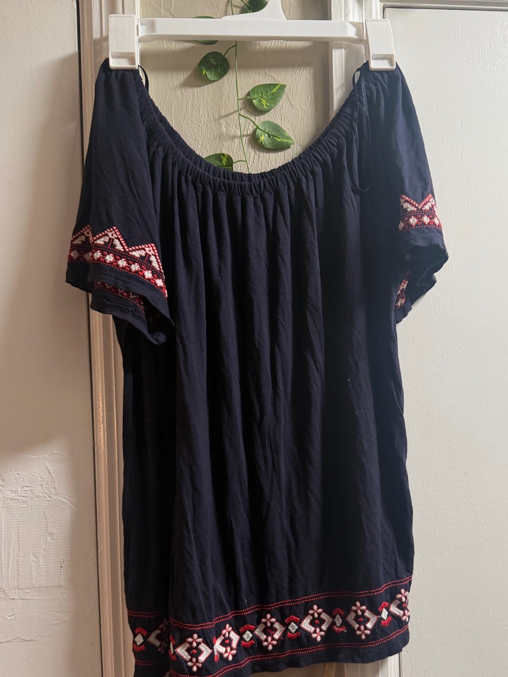 American Eagle - Off the Shoulder - L